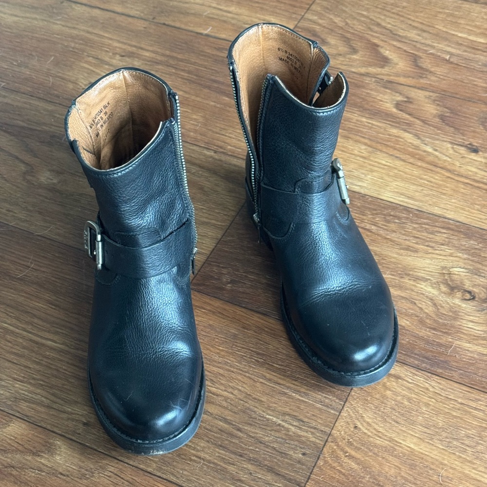 FRYE Vicky Buckle Bootie Black Leather Ankle Boot Size 6.5